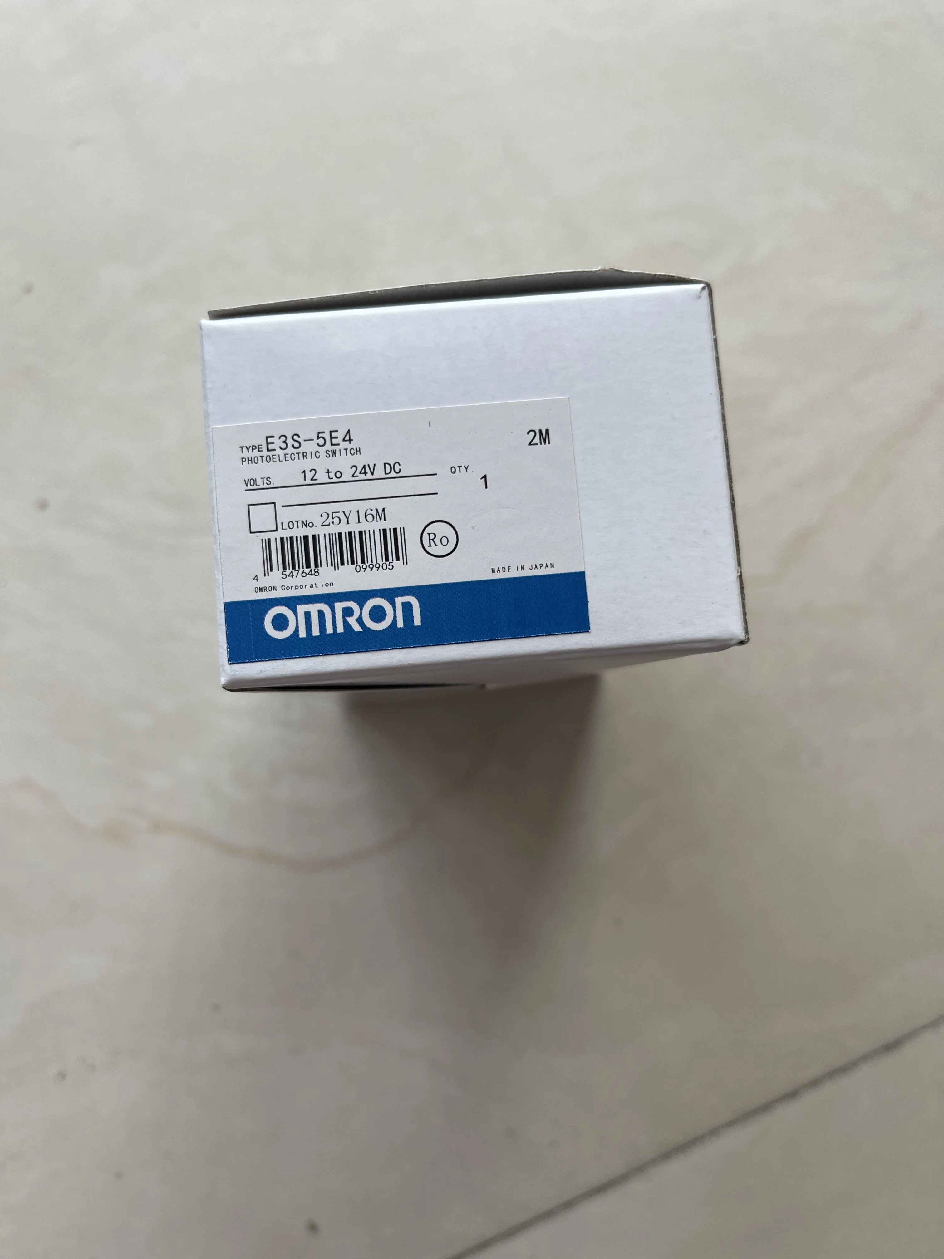 OMRON Photoelectric Switch E3S-5E4