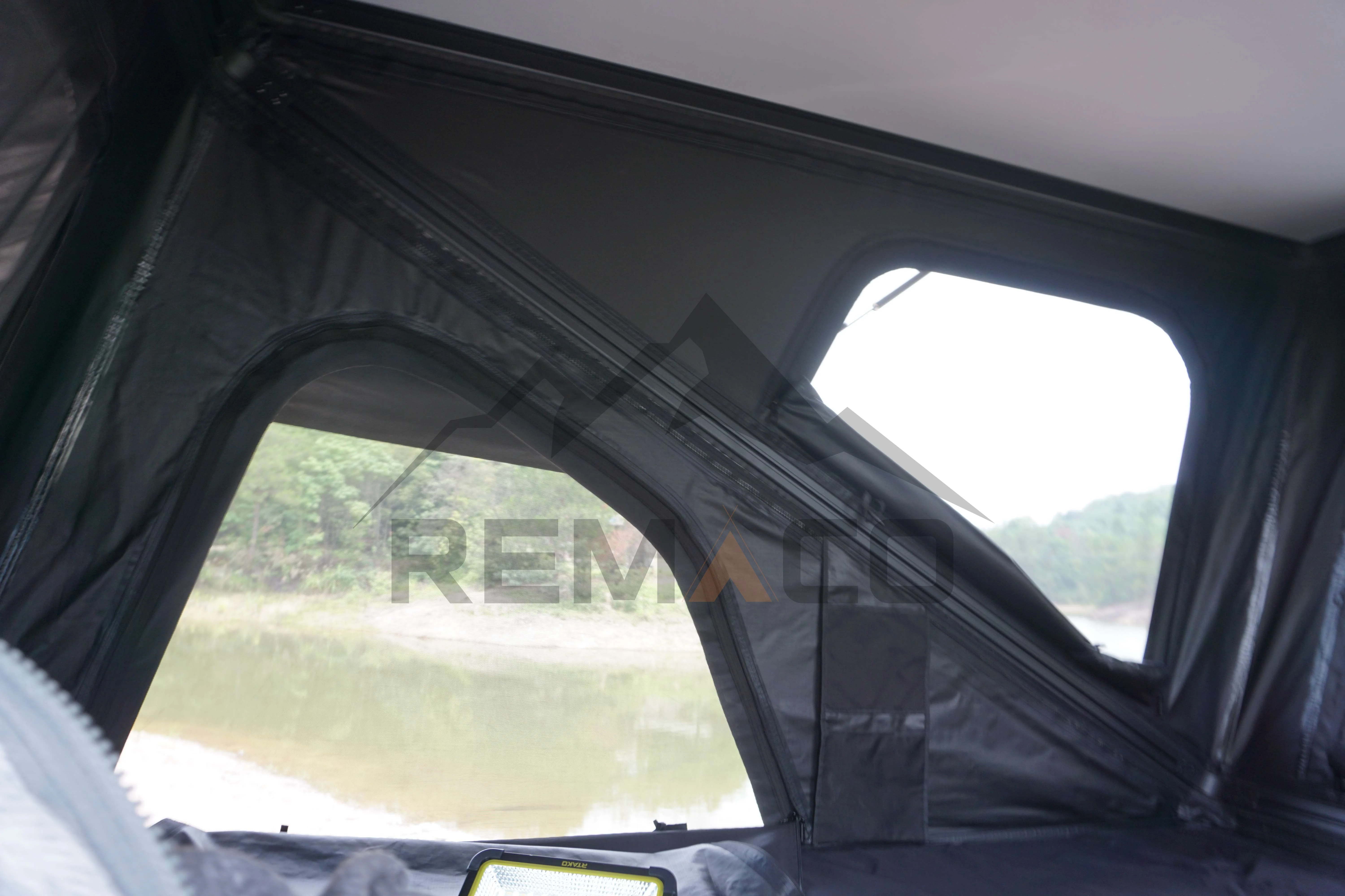 Outdoor Camping Z-Shape Rooftop Tent - Waterproof & Durable