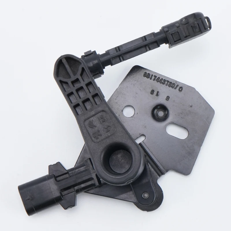 ハル出品 PEUGEOT 5008 3008 P84 REAR HEADLIGHT HEIGHT LEVEL SENSOR