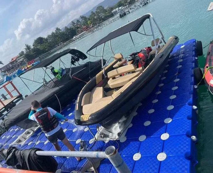 Plastic Floating Jetski Pier System Modular Floating Dry Dock for Boat Lift