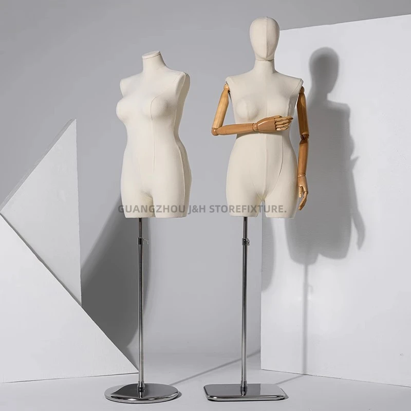 Roupas Display Moda Alfaiates Femininos Manequim Modelo Branco