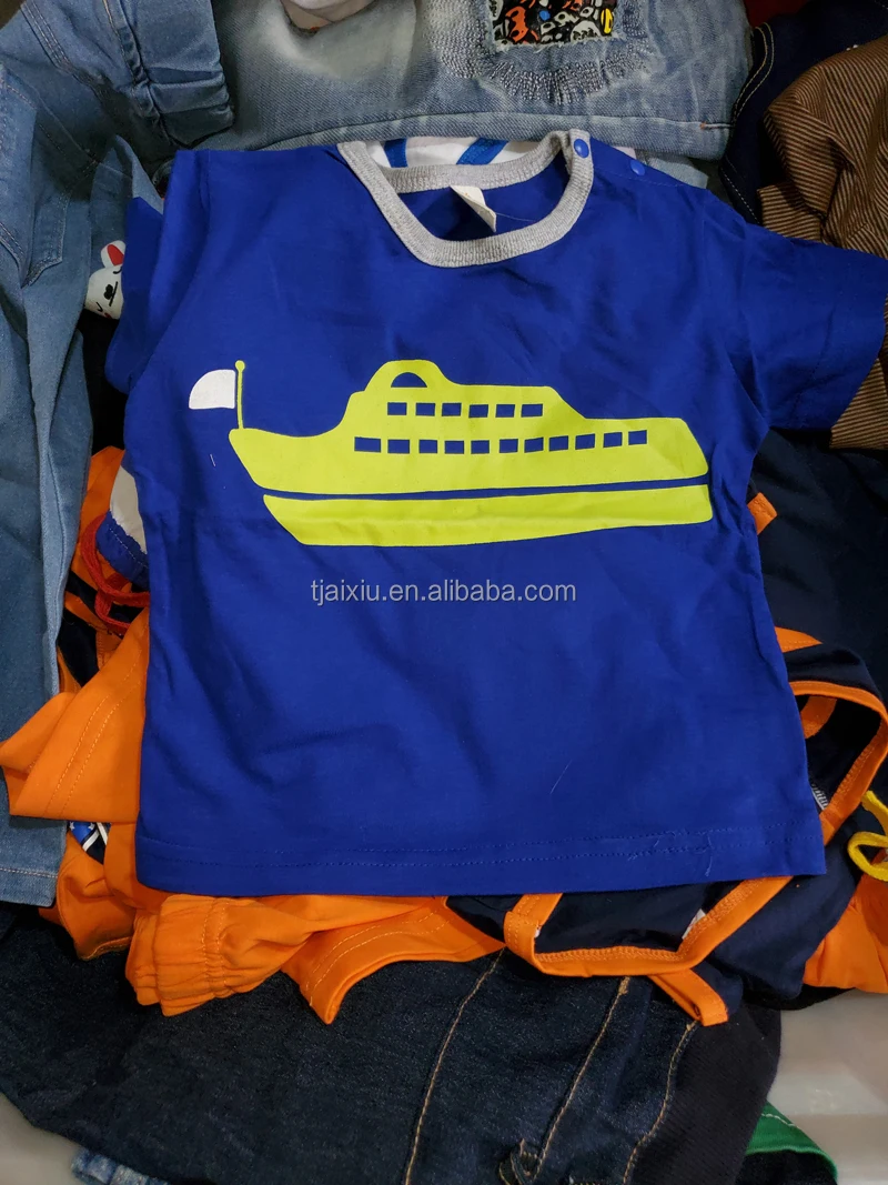 used clothing 28.jpg