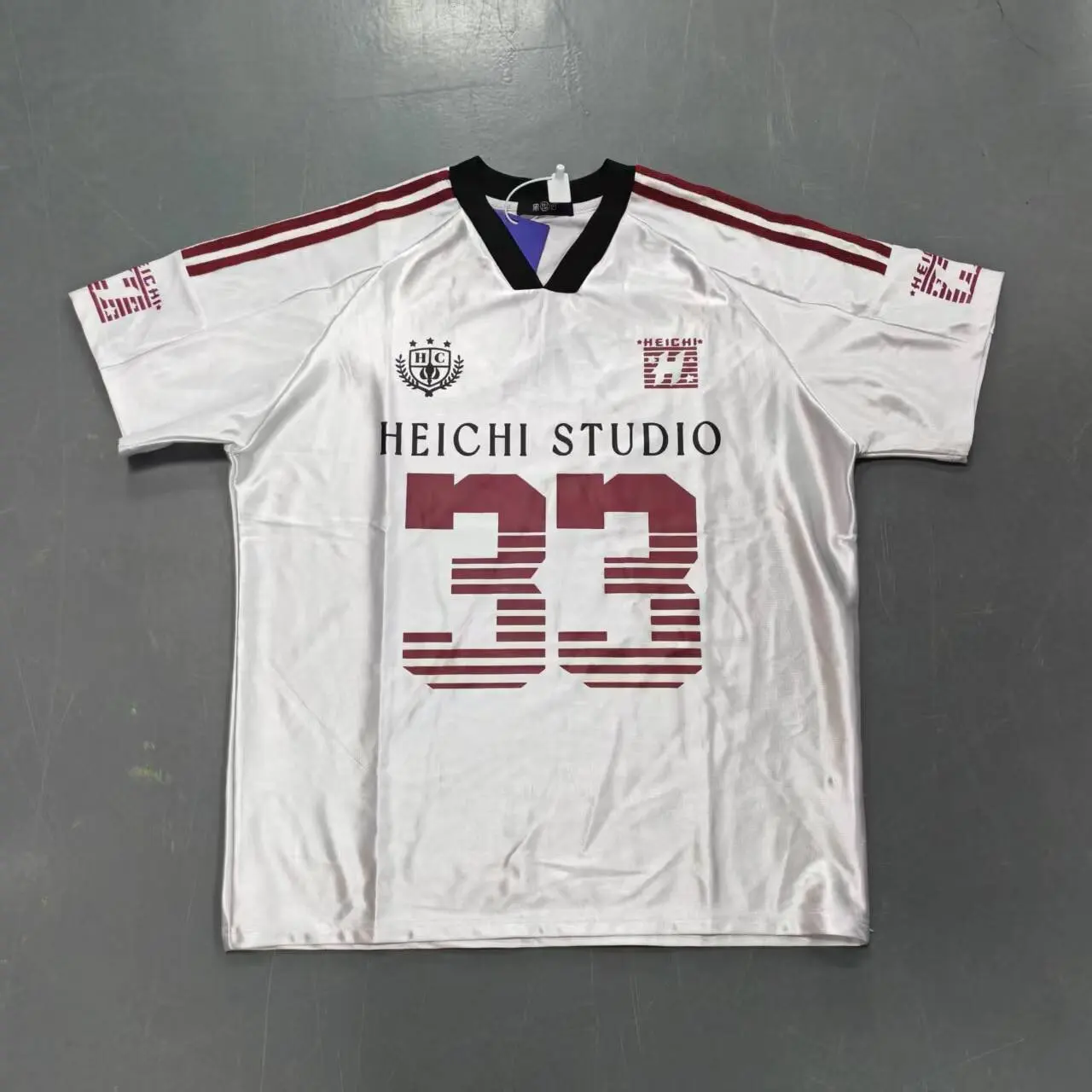 Custom Print Logo Men's Trend Luxury Shiny Jersey T-shirt Top Quality Streetwear Oversized V-neck Football Jersey Shirt