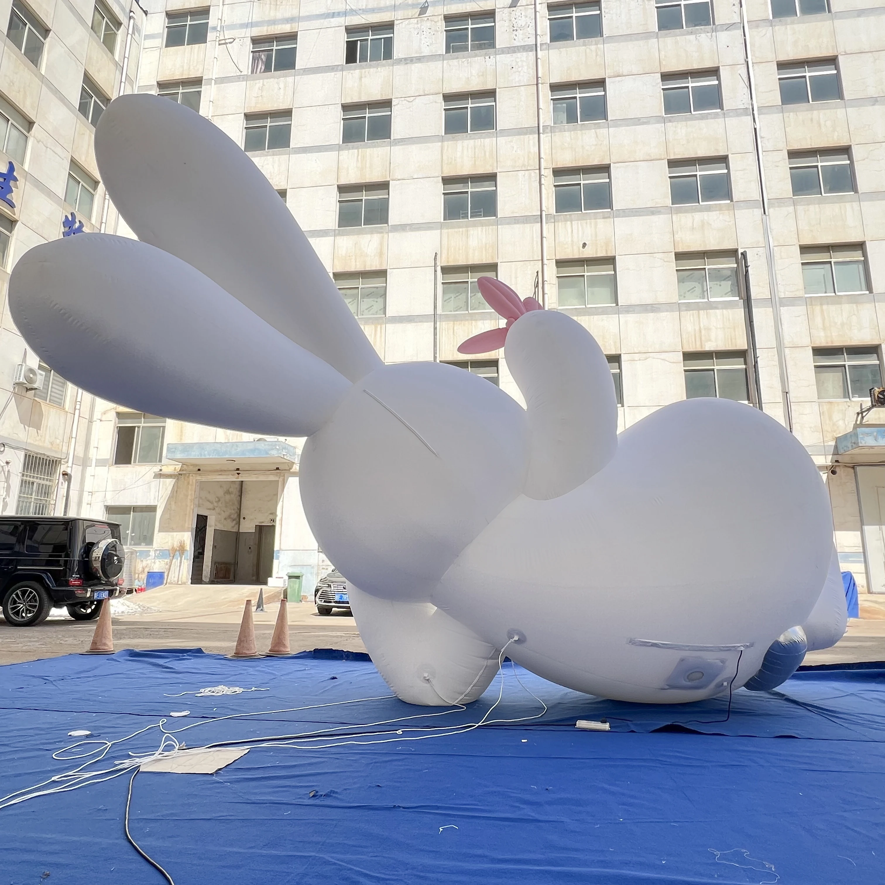 OEM Custom Inflatable Rabbit Mascot, Commercial Grade Advertising Inflatable for Commercial Exhibition & Event