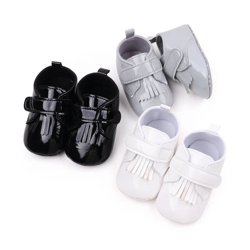 Spring & Summer Soft-soled Baby Walking Shoes with Bright Leather Fringe for Girls