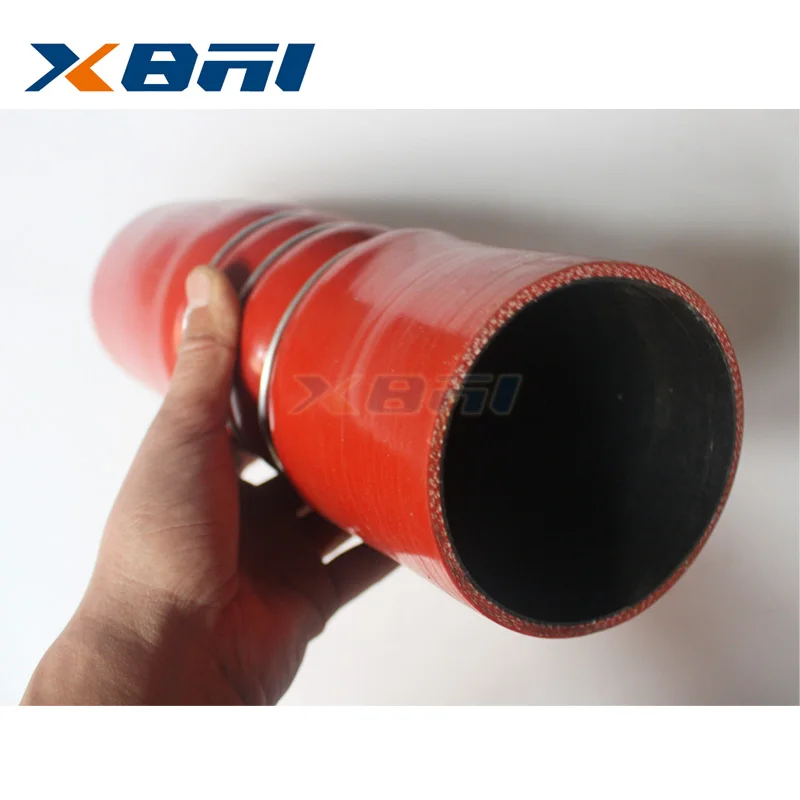 WG9326530105 Sinotruk HOWO Tx7 Intercooler Intake Hose HOWO TX Hose Parts