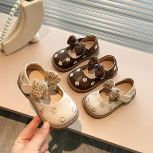 Wholesale Flower Girl Round-toe Versatile Britain Style Toddler Pu Wedding Dress Princess Leather Shoe