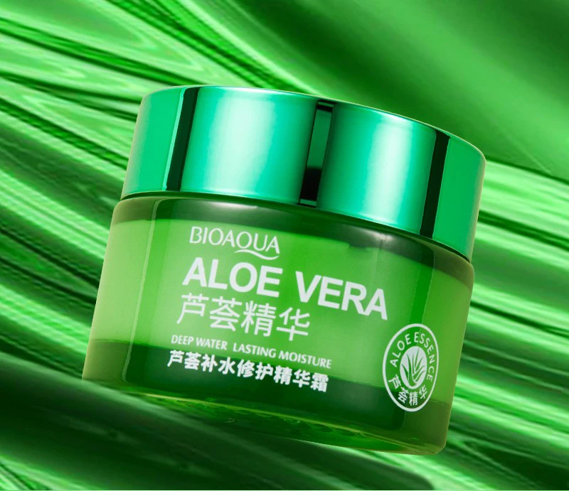 BIOAQUA Aloe Vera Essenz Gel Gesichtscreme Beruhigende  Feuchtigkeitsspendende Aufhellende Tag- und Nachtcreme Koreanische  Hautpflege Schnheitskosmetik