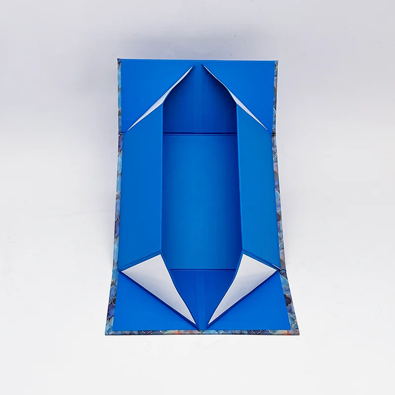 Custom Logo Luxury Magnetic Closure Folding Gift Box Durable Cardboard Packaging Box for Jewelry Cosmetics Clothes details