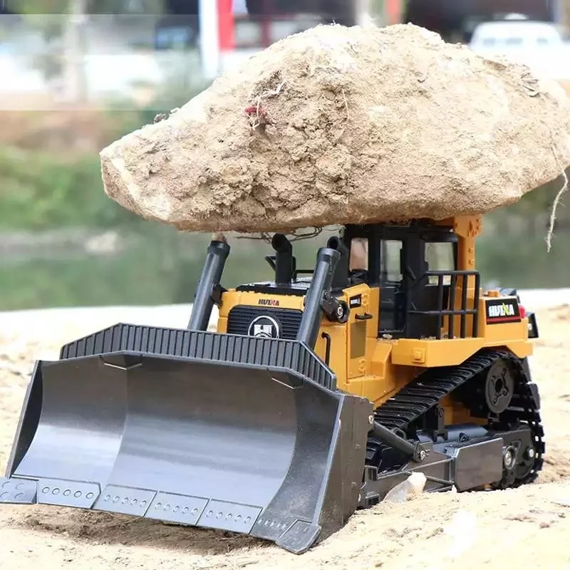 Huina 1569 Scale 8 Channel  1:16   Remote Control Construction Engineer RC Bulldozer Machine for Kids Gift