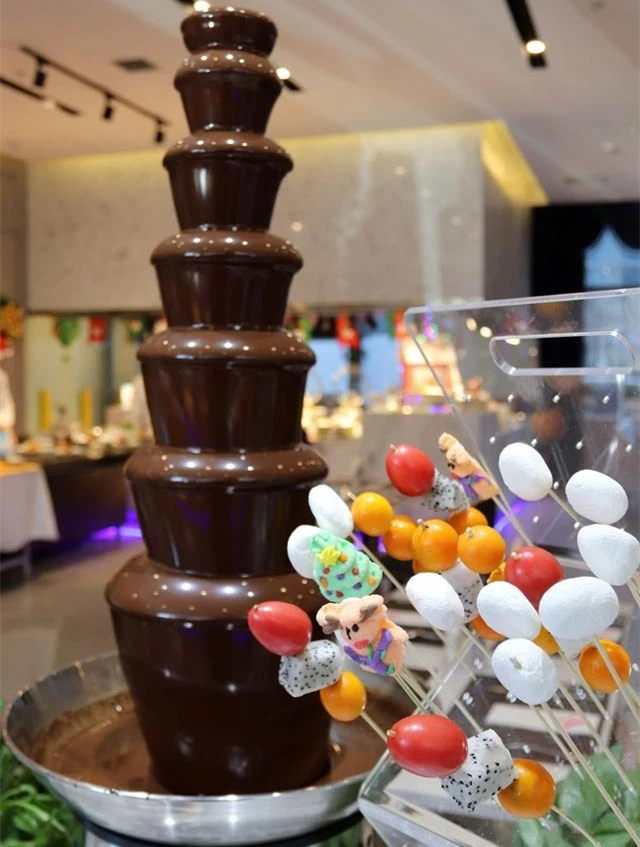 Шоколадный фонтан Chocolate Fondue Fountain Mini