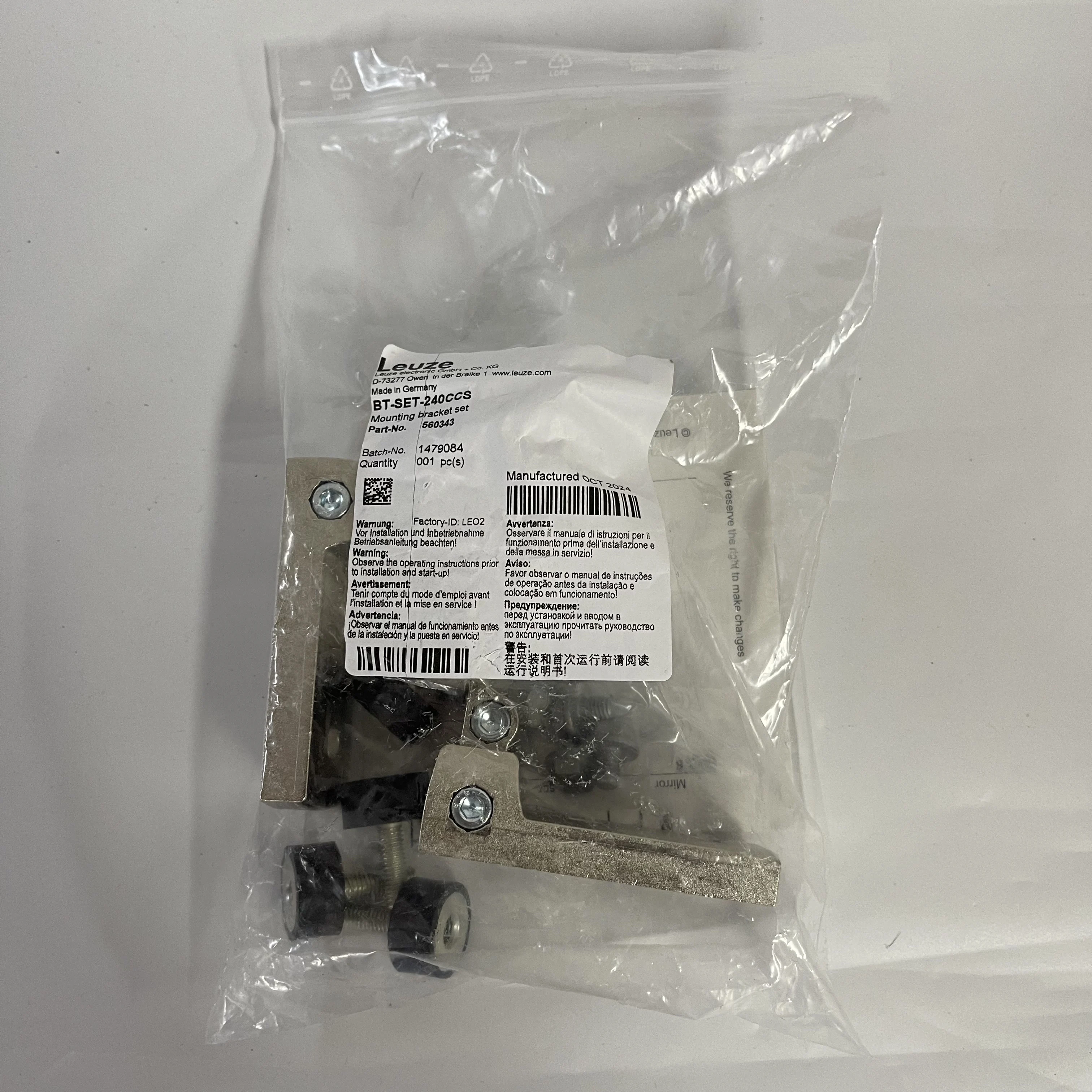 Leuze Mounting Set for Sensors BT-SET-240CCS Leuze Mounting Set for Sensors BT-SET-240CCS