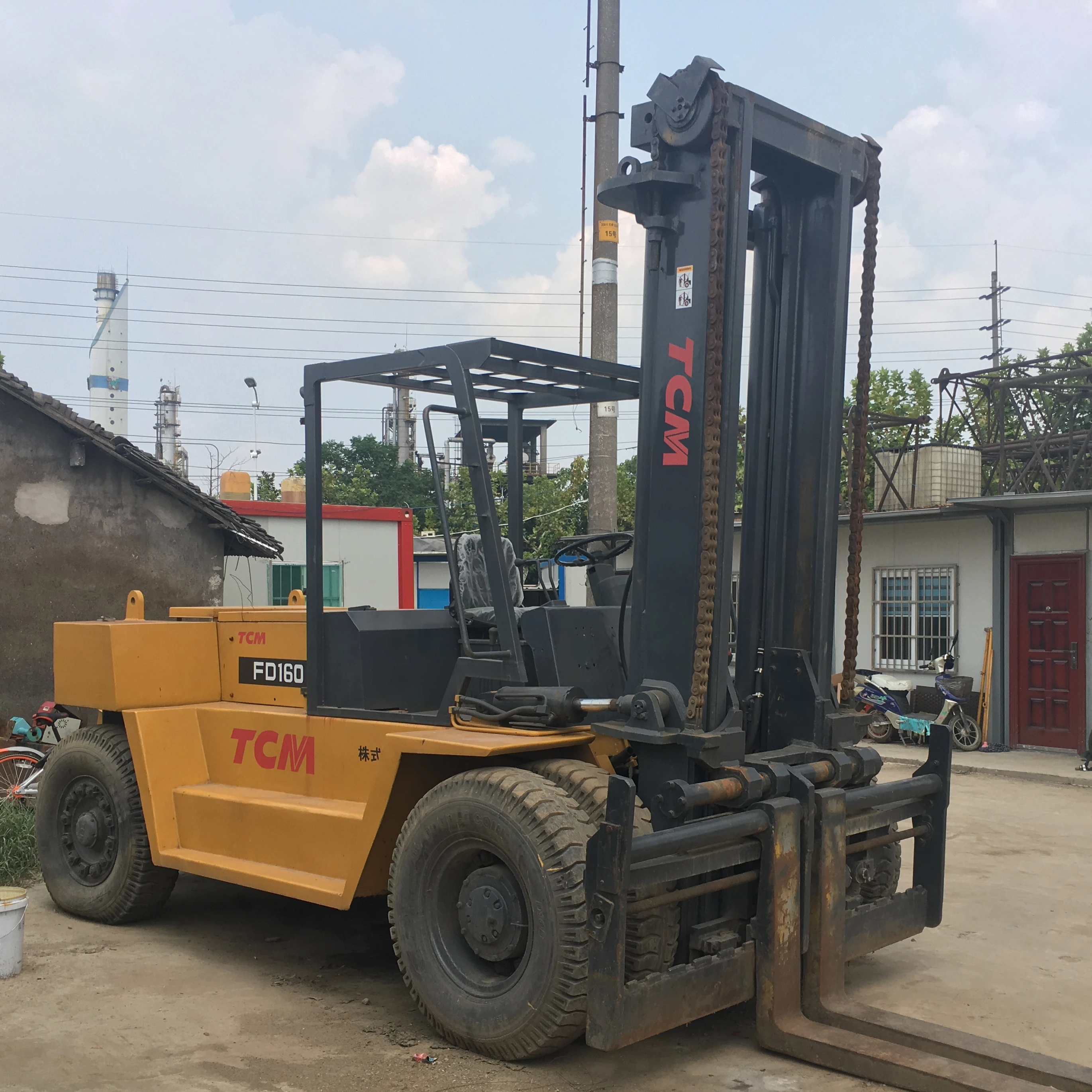 中古TCM 16トンフォークリフトFD160、中古15トンフォークリフト、TCM