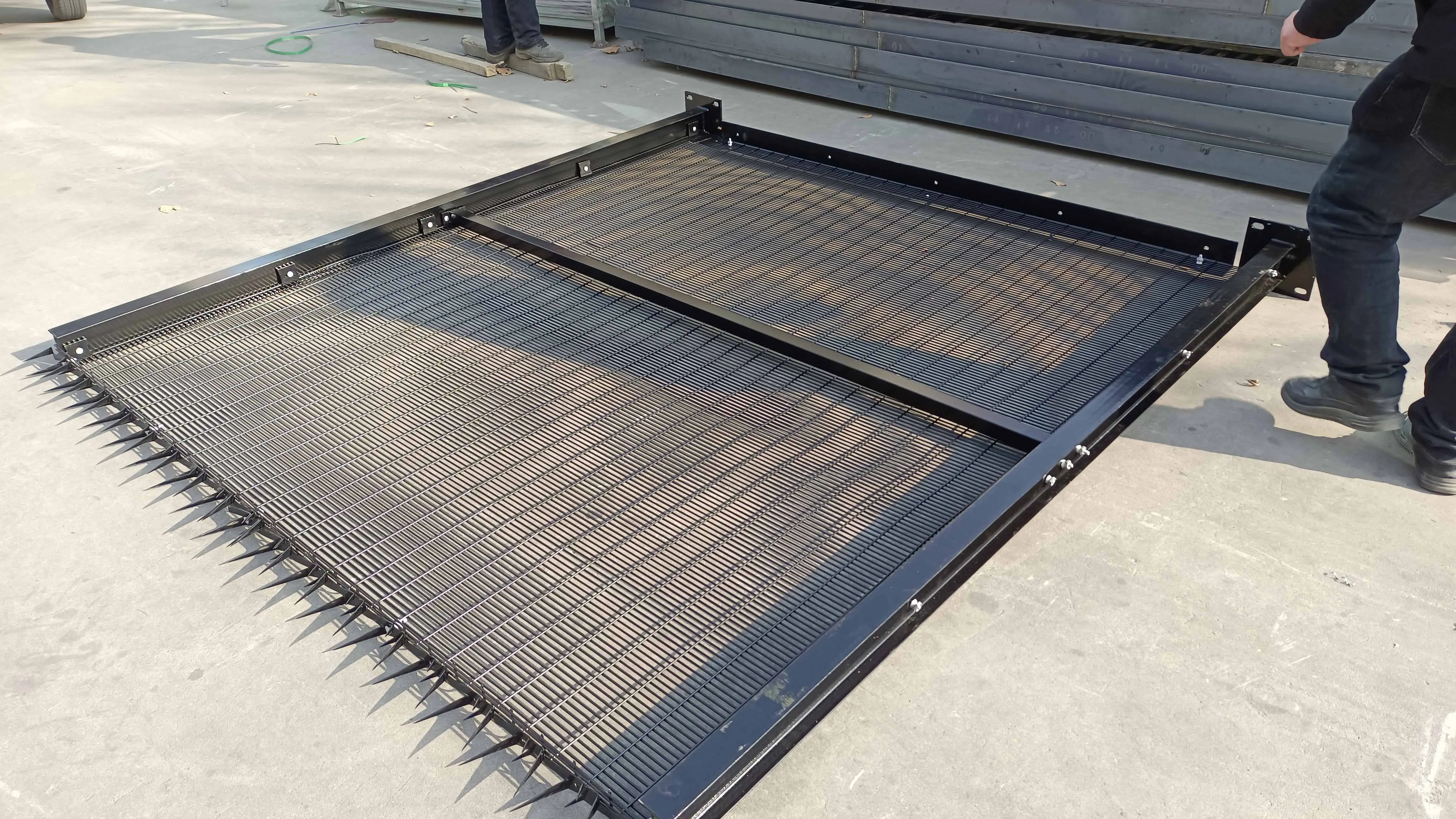 Powder Coated Security Iron 358 Anti Climb Fence