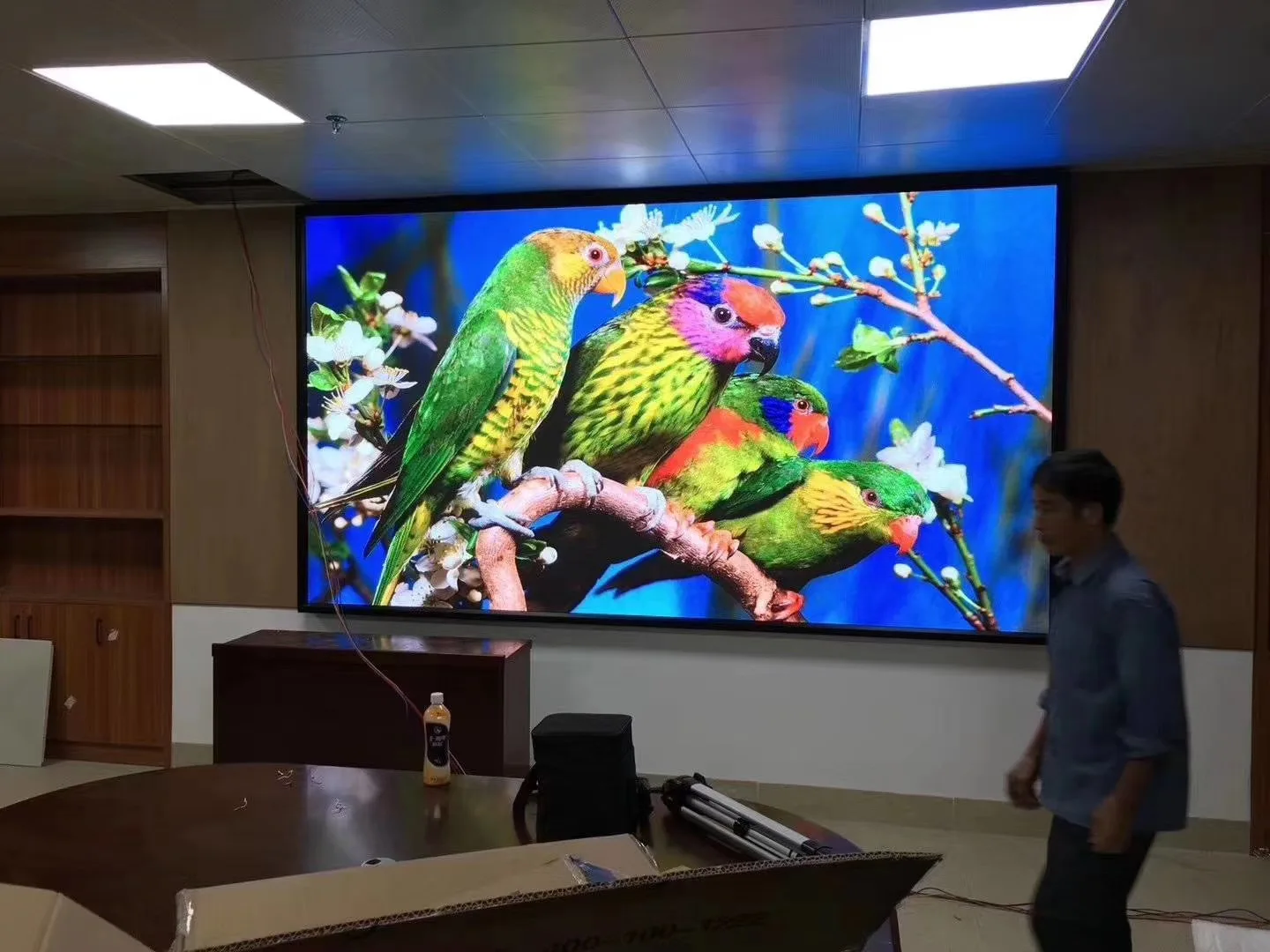 3.91mm LED Video Wall With 500*500mm Aluminium Die Casting Cabinet