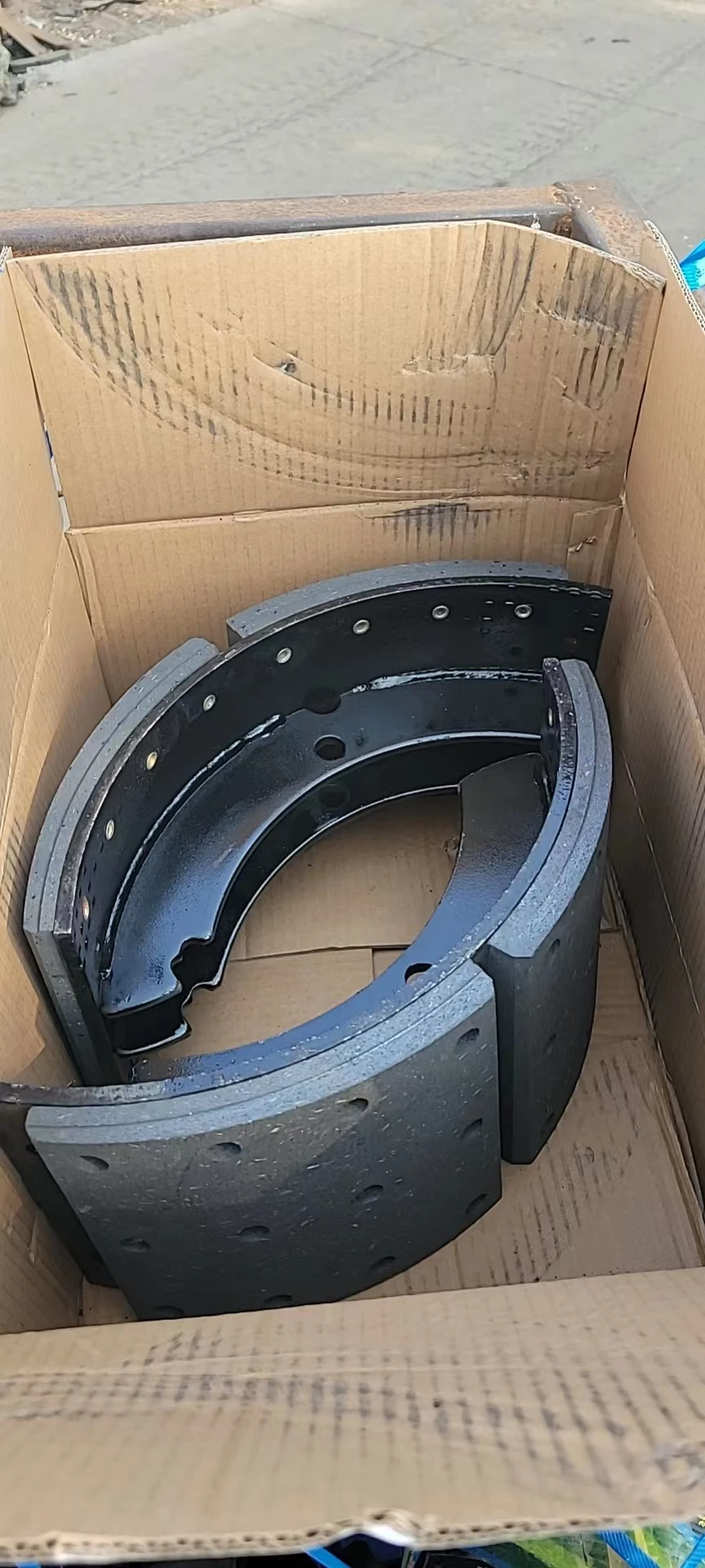 Oe Standard Parts Truck Trailer Bpw Brake Drum Truck Brake Shoes Truck Break Shoe Lining Brake