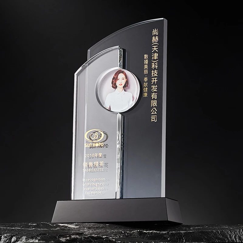 Wholesale trophy design customised crystal for anniversary souvenirs