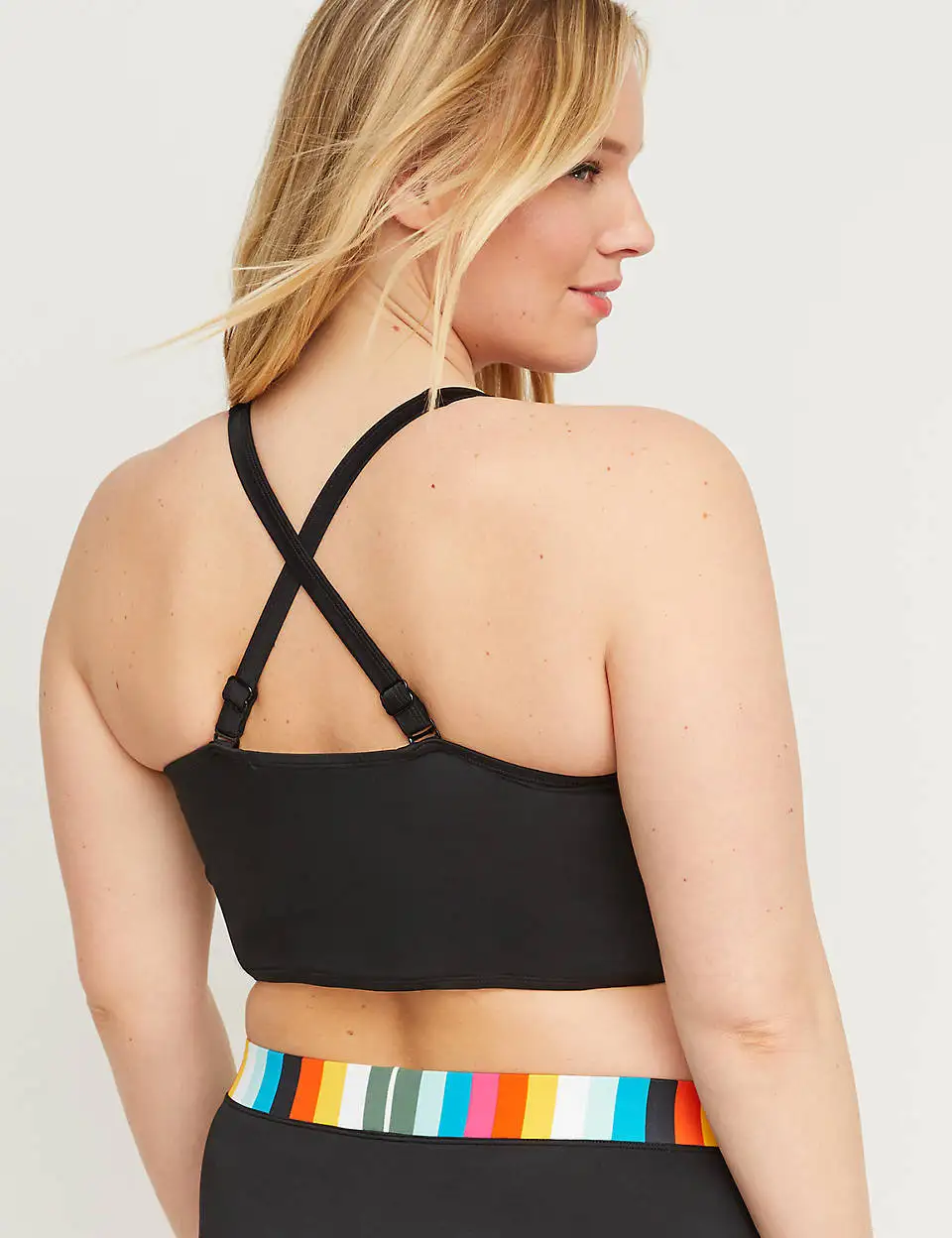 Hd21de1064ee1430d9c4c8b30bf043c31L