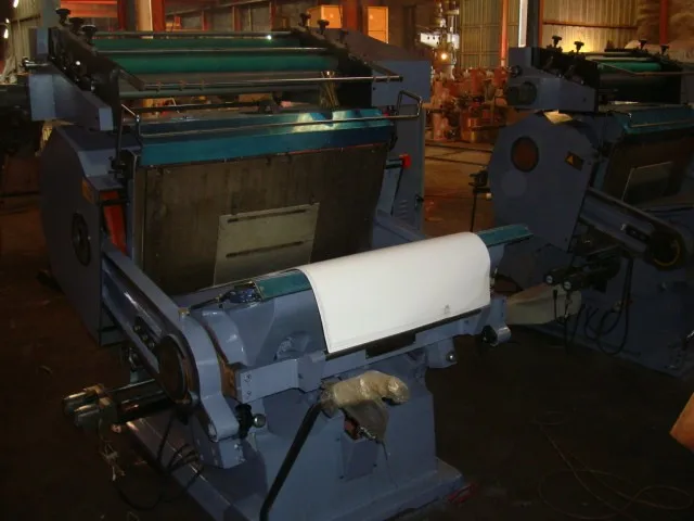 Manual Die Cutting Machine Hand Fed Paper Plate Punching Hot Foil Stamping