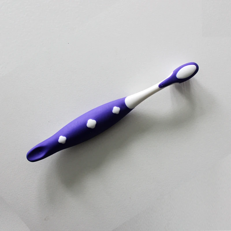 Детская зубная щетка с мультяшным принтом для домашнего использования