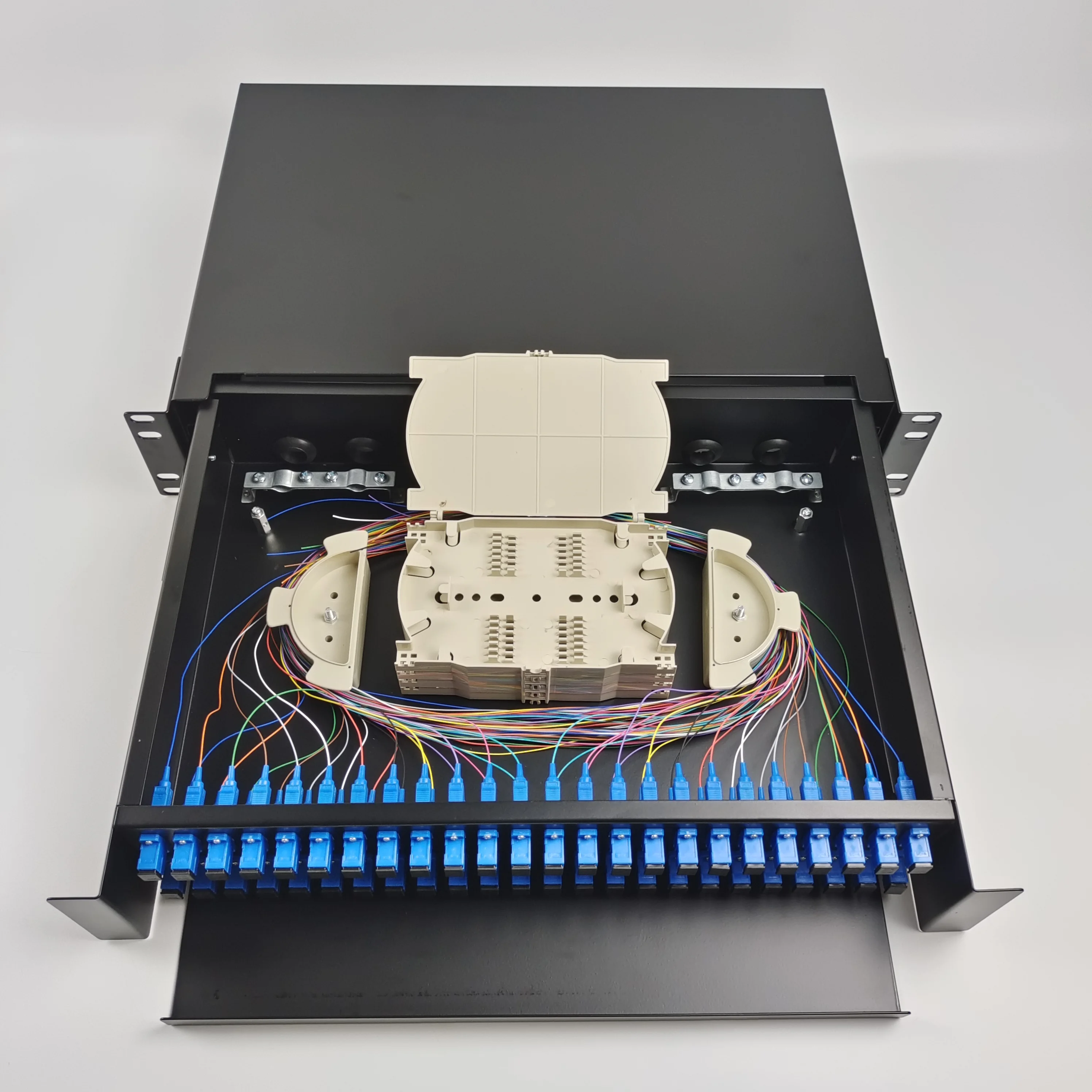 Fiber Optic Patch Panel 48 Port Sliding Rack Mount for FTTX