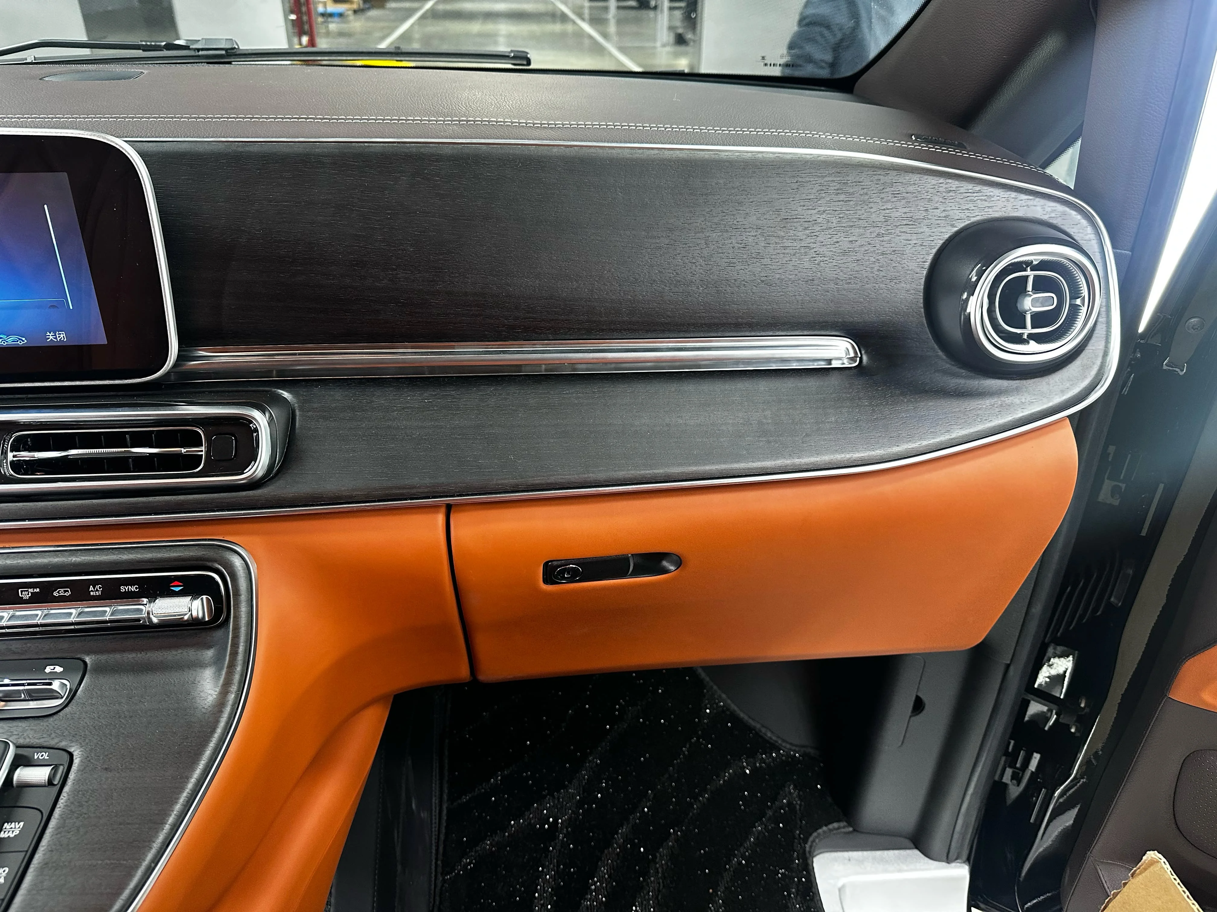 TDCMY Luxury New Design Low to High Interior Dashboard for 2016-2023 Mercedes Upgrade 2024 Benz V details