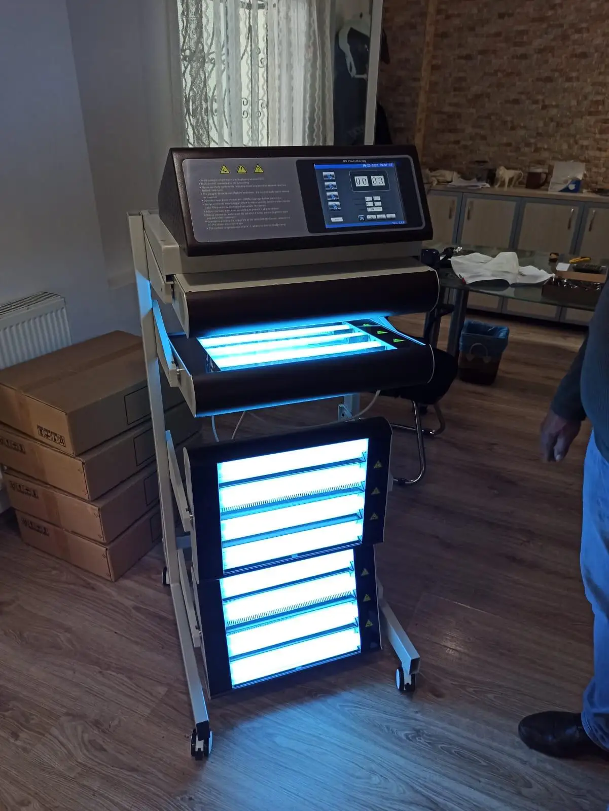 内核kn-4006bl3全身医院诊所医疗uvb灯局部手后腿身体银屑病白癜风