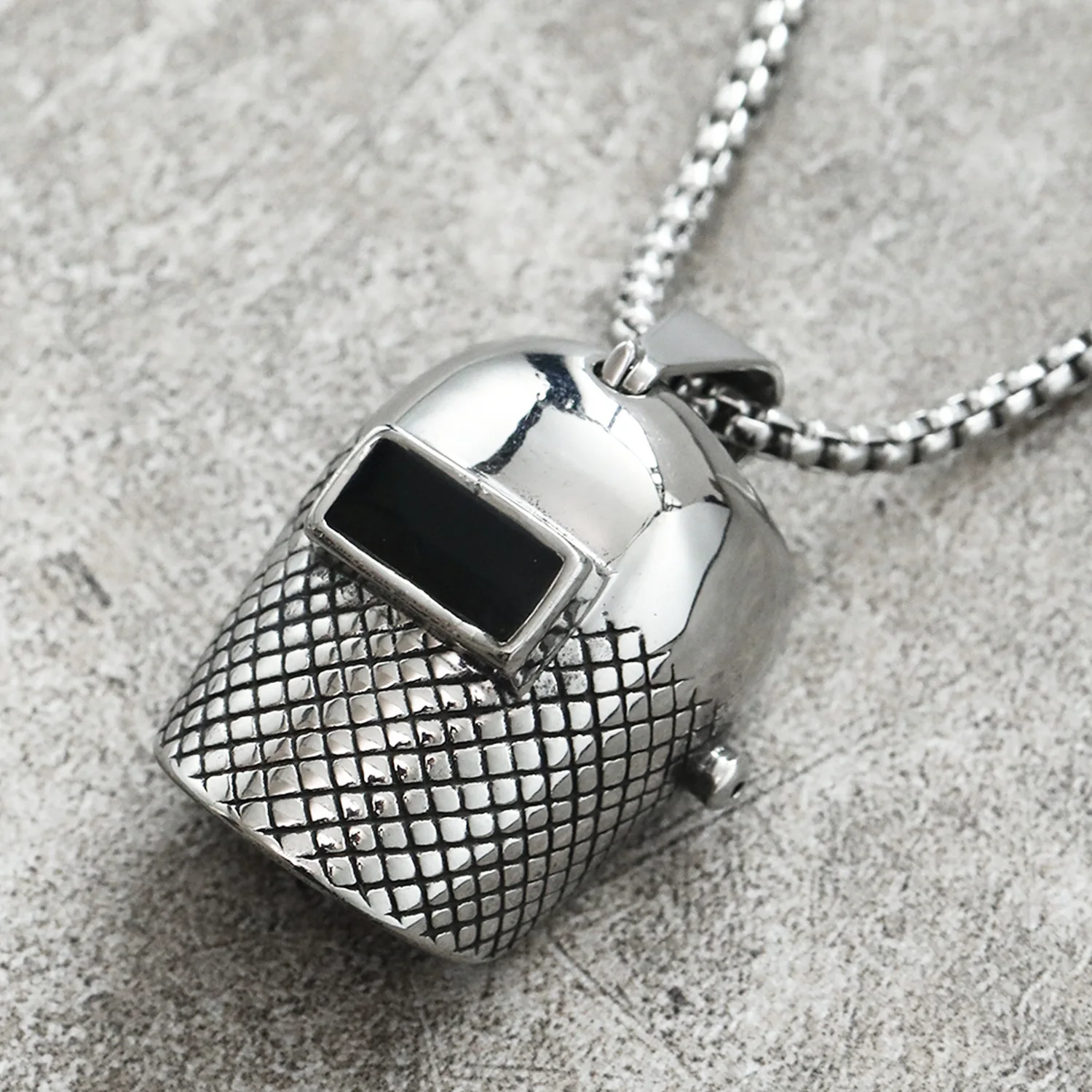 New Design 2024 Stainless Steel Welding Mask Pendant Necklace