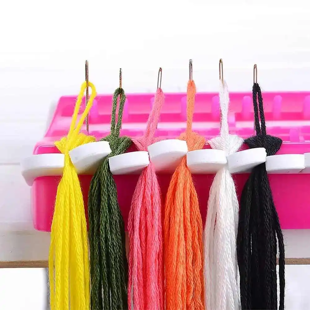 30-hole Sewing Tool Kit Cross Stitch Row Line Floss Thread Holder (Purple)