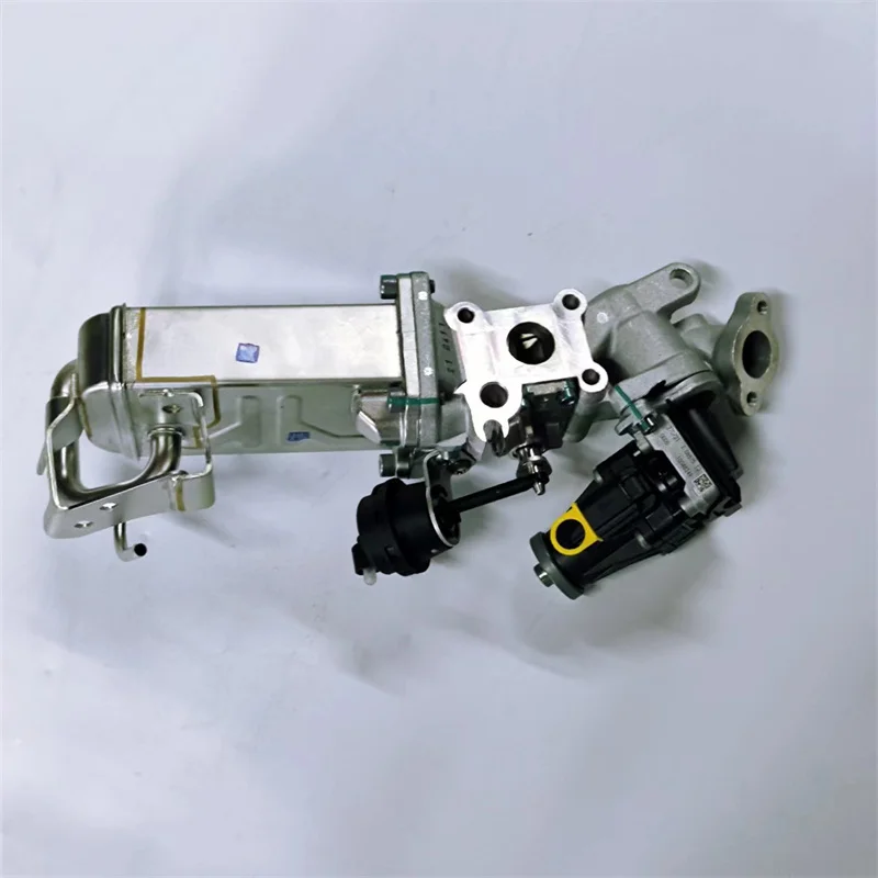 Auto Spare Parts Engine Cooler System EGR Valve Assembly Kit Cooler for SAIC Maxus G10 OEM 10168962