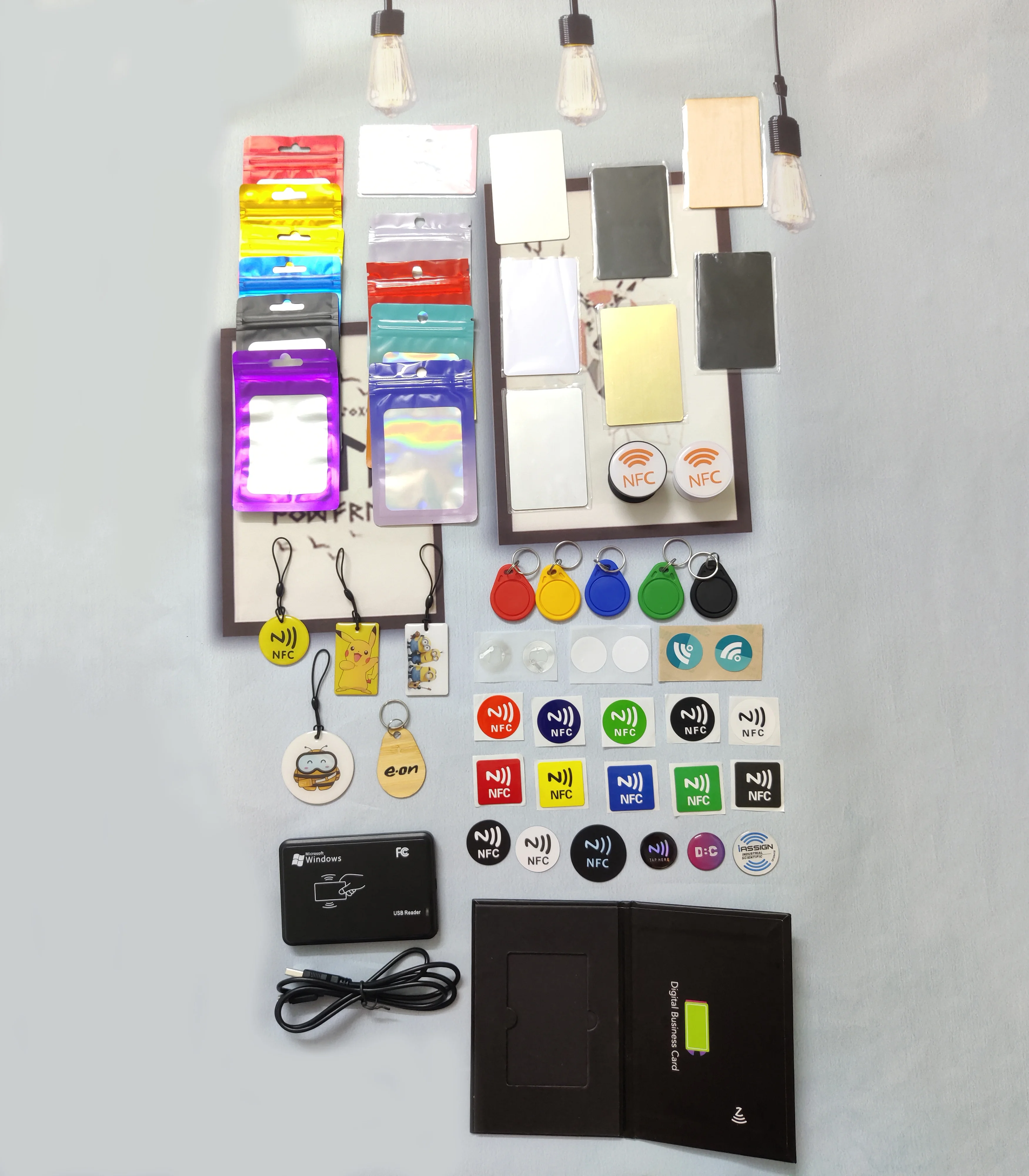 Abs Portable Dia 35mm Gps Locator Button Battery Bluet+map Technology