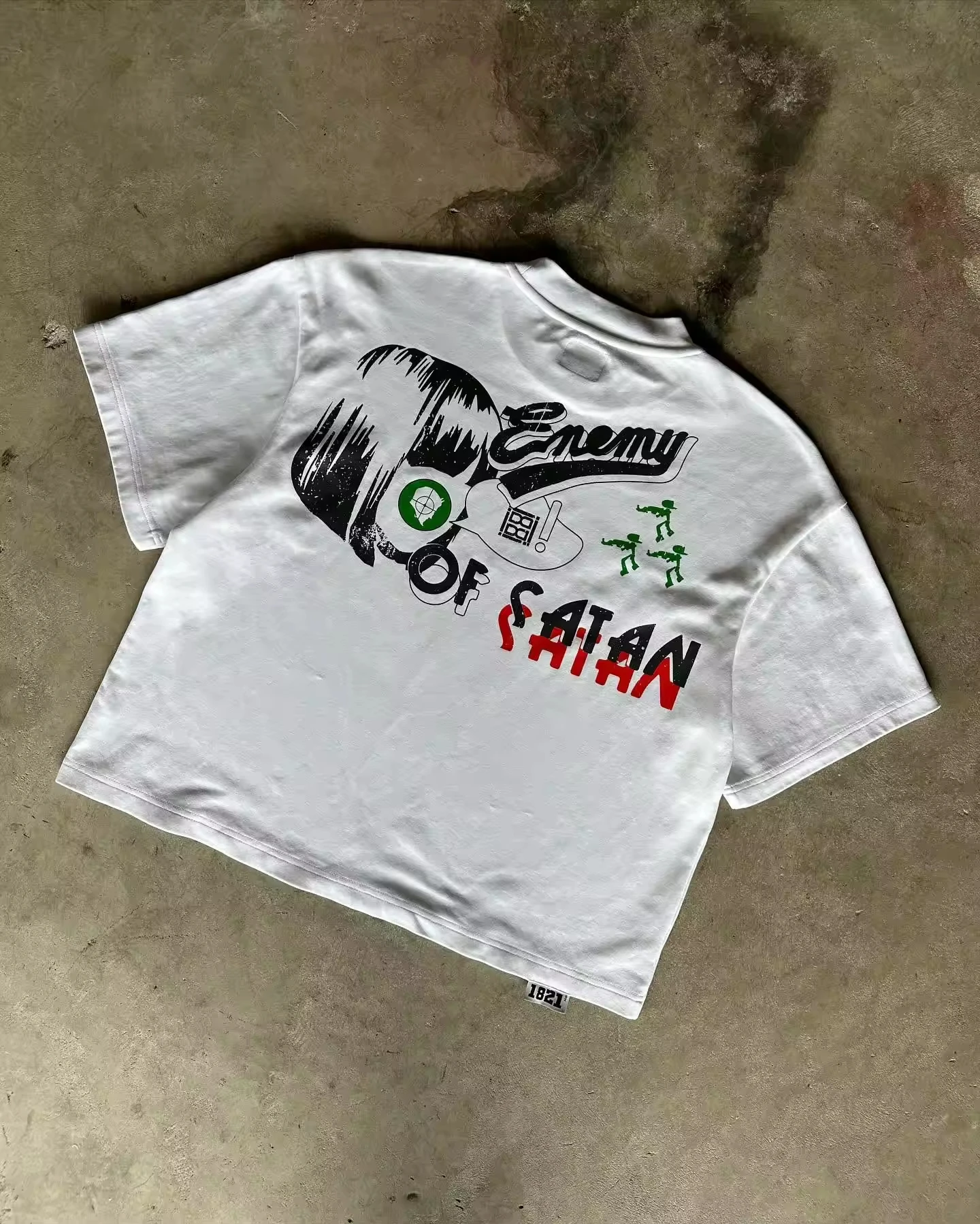 Custom 100% Cotton Knitted Silk Screen 300 GSM Heavyweight Acid Washed Sun Faded Breathable Quick Dry Regular Fit Men T-Shirts gallery 4