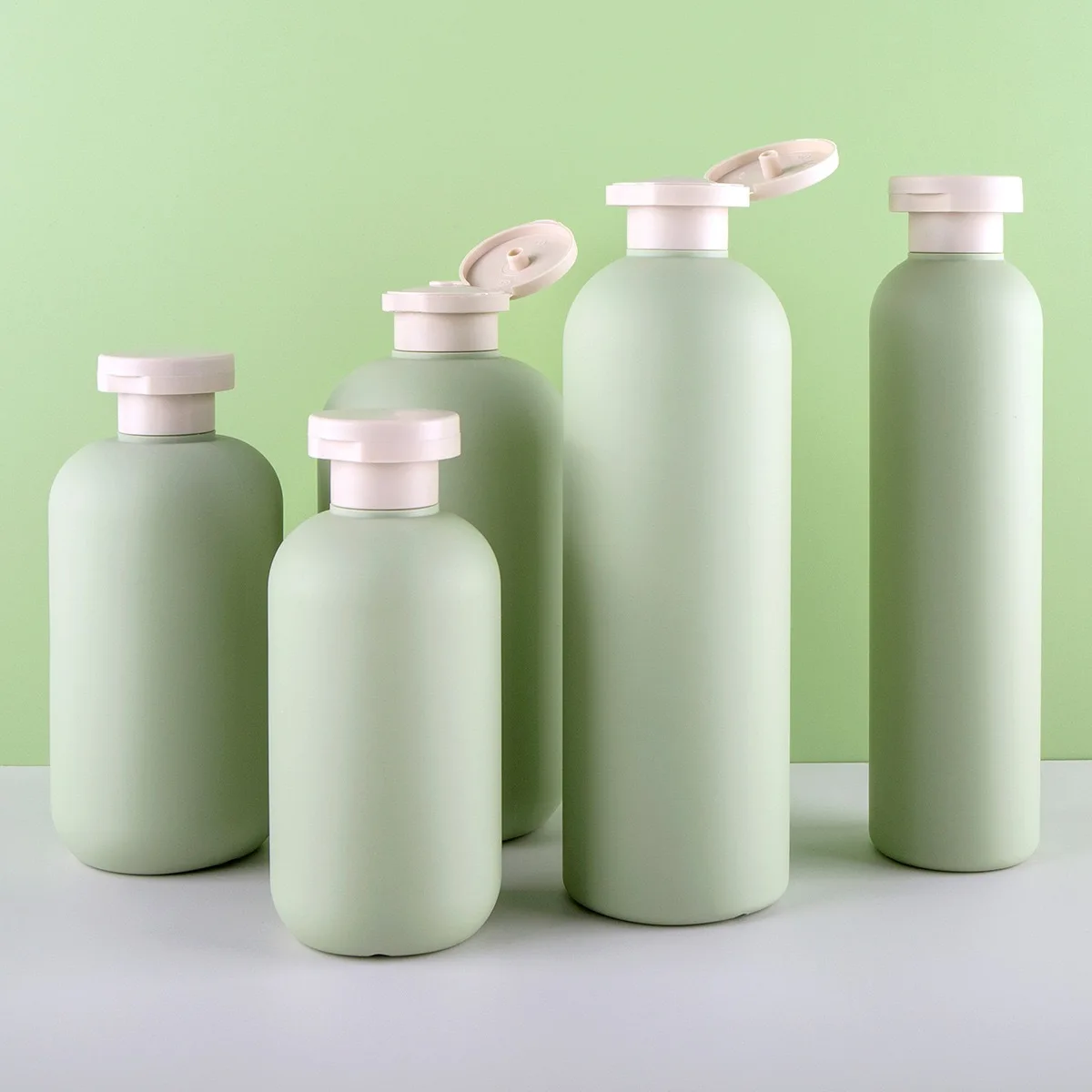 300ml to 650ml HDPE Plastic Green Round Bottle Body Wash and Body Lotion Packaging for Cosmetic Plastic Containers