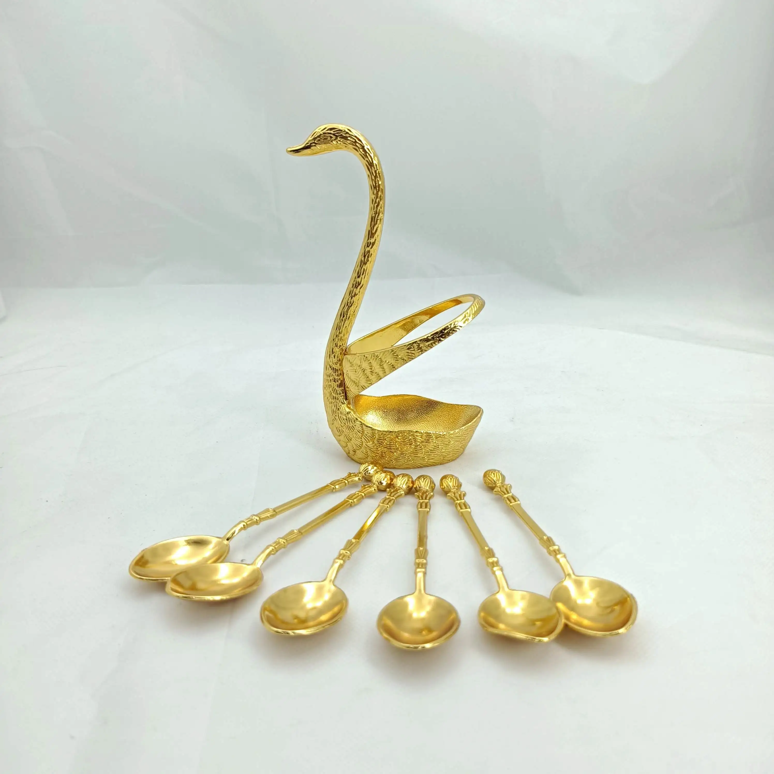 Silver Golden Swan Pattern Kitchen Utensils Table Decoration Cygnus Salad Dessert Forks Coffee Spoon Stand Set