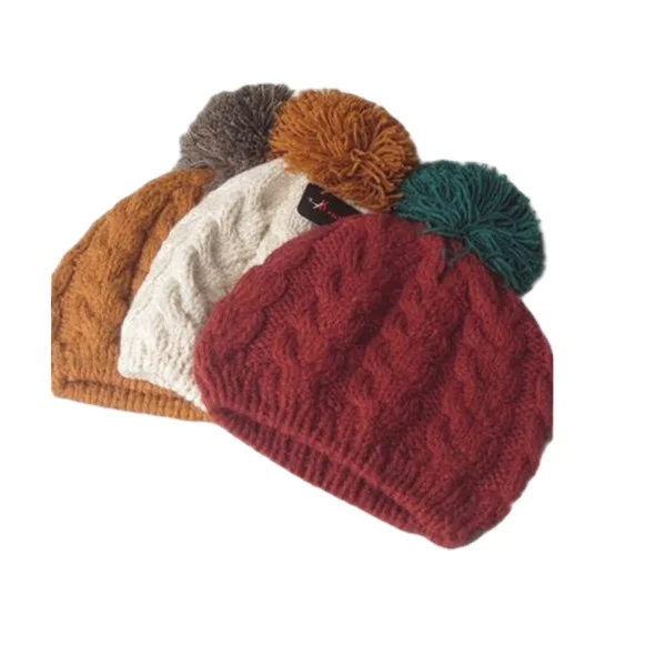 Topi Rajut Merah Karat,Topi Beanie Pom 
