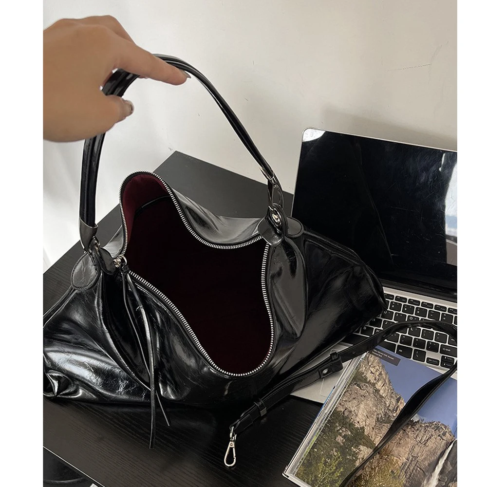 Custom Autumn and Winter New Single Shoulder Bag Oil Wax Leather PU Large Capacity Tote Bag Retro Soft Leather Hand  Bag