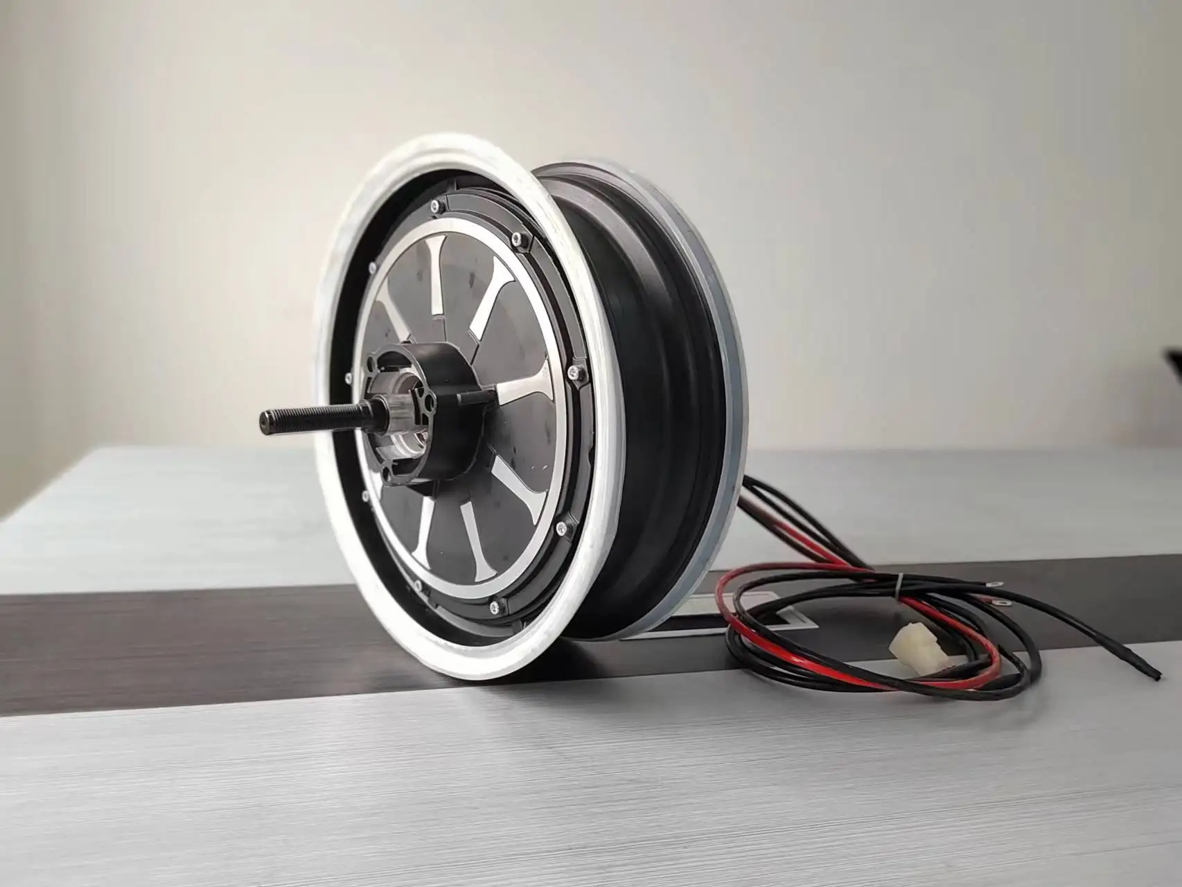 72V Oil Cooling Electric Motorcycle Scooter Motor  1800W/2000W/2500W/3000W/5000w 72v Hub Motor 10 Inch