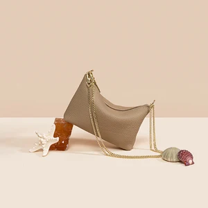 Factory Free Stock Wholesale 2026 New Ladies Designer Fashion Trendy Handbags Leather Chain Soft Small Shoulder Bag for Women