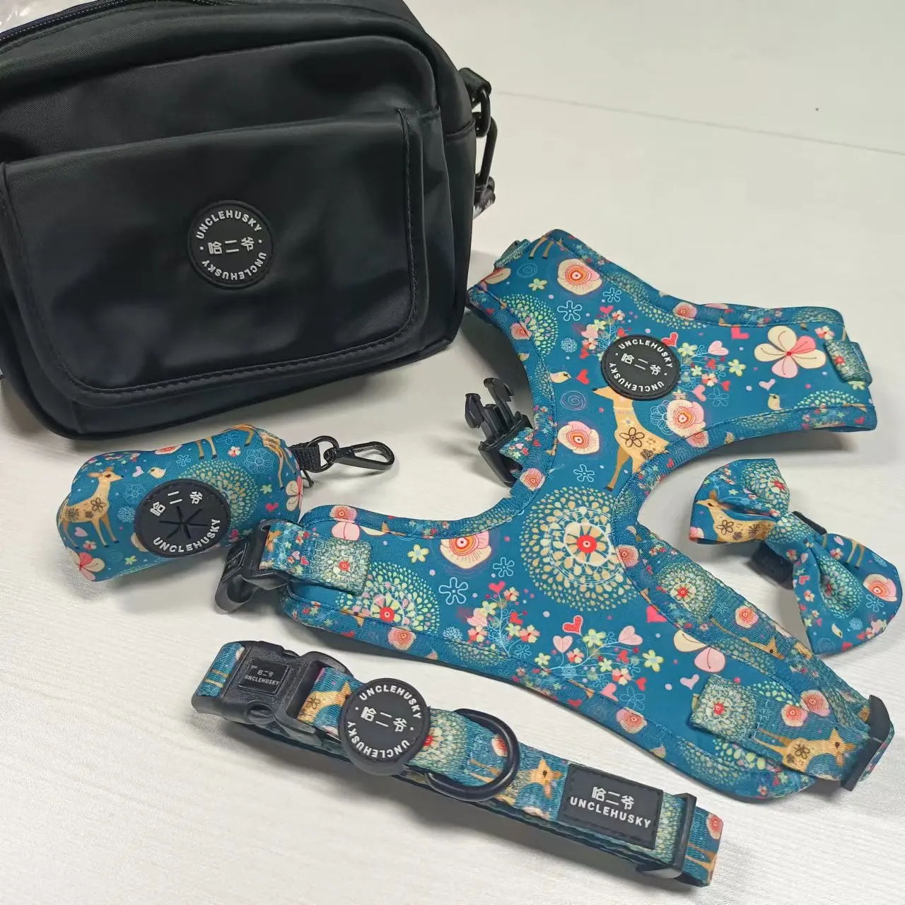Dog Harness 2022 Fashion Accesorios Para Mascotas Sex Women with Dog Pet Harness with Shoulder Bag Custom Dog Vest Collar Leash
