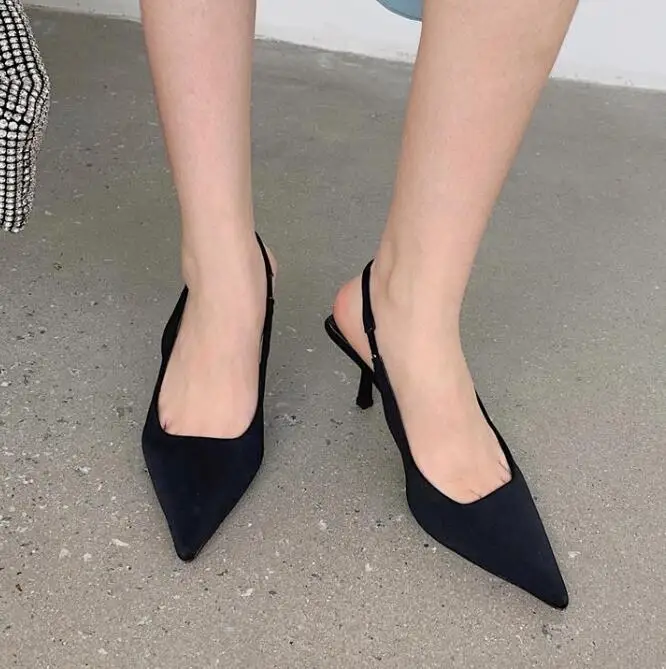 2022 Spring New Pointed Toe Medium-heel Shoes Back Empty Toe Sandals ...