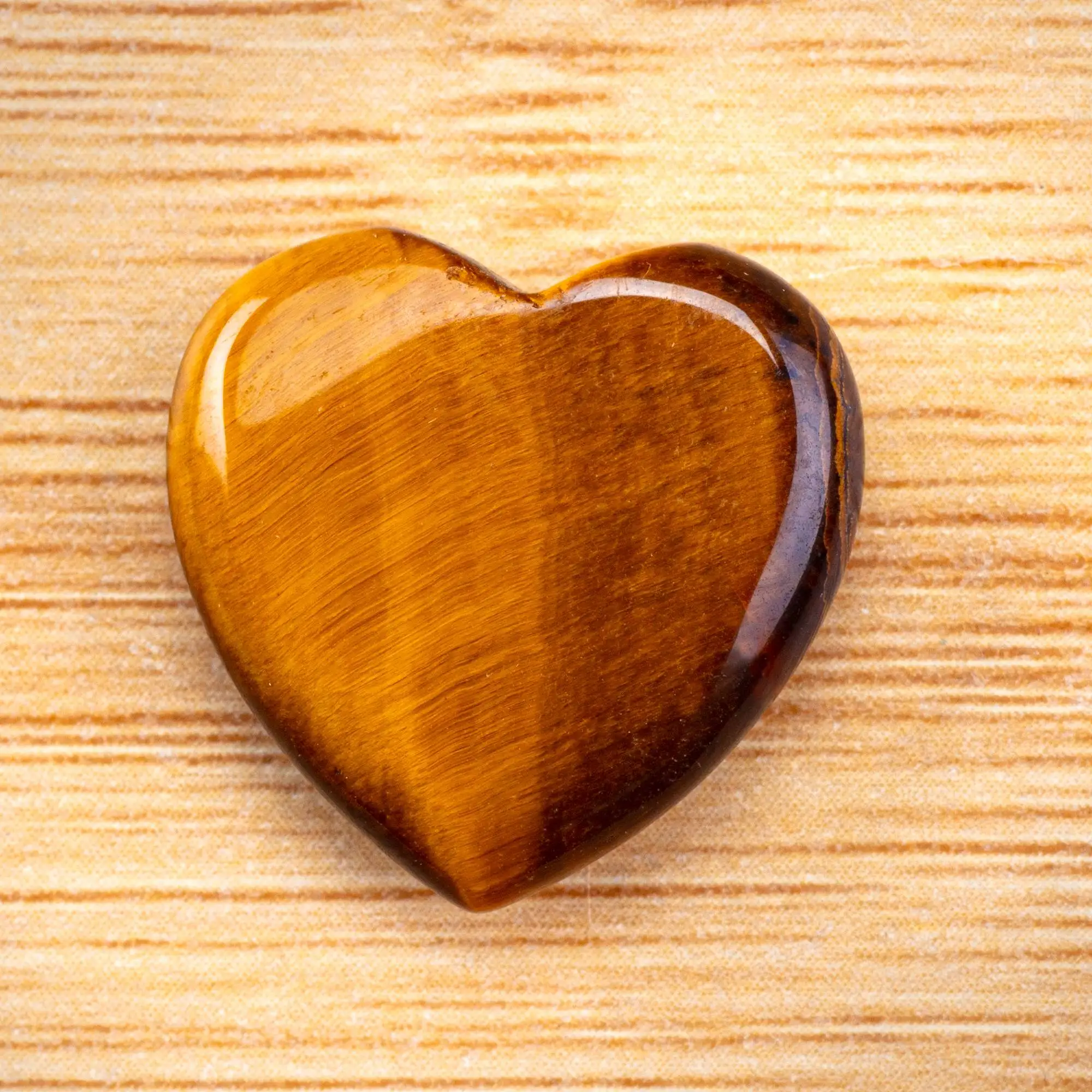 Wholesale 20mm Assorted Heart Stones Handmade Carved Healing Crystals Love Stone Amethyst Quartz