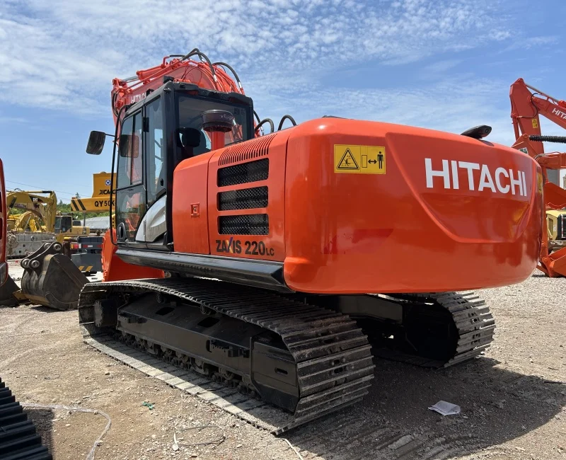 22 Ton Hitachi ZX220 Hydraulic Crawler Excavator - Used Digger