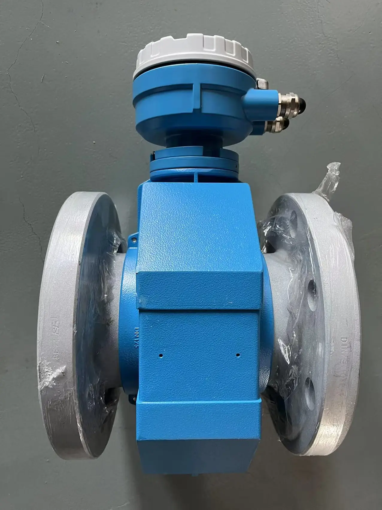 E+h Electromagnetic Flow Meter Proline Promag W 400 Transmitter Housing ...