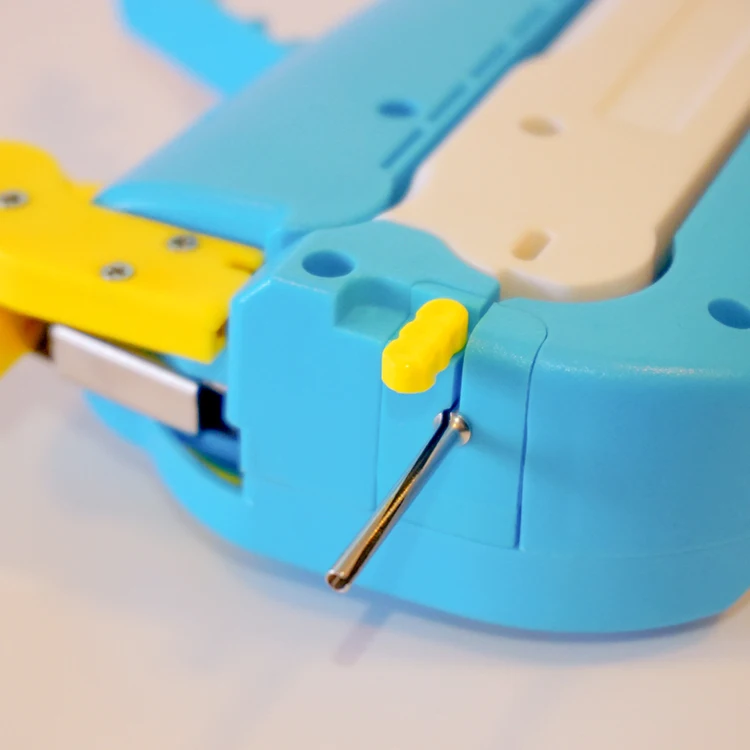 Хит продаж, низкая цена, пластиковая бирка для рубашки, бирка для пистолета, аксессуары для гравировального Станка для gament