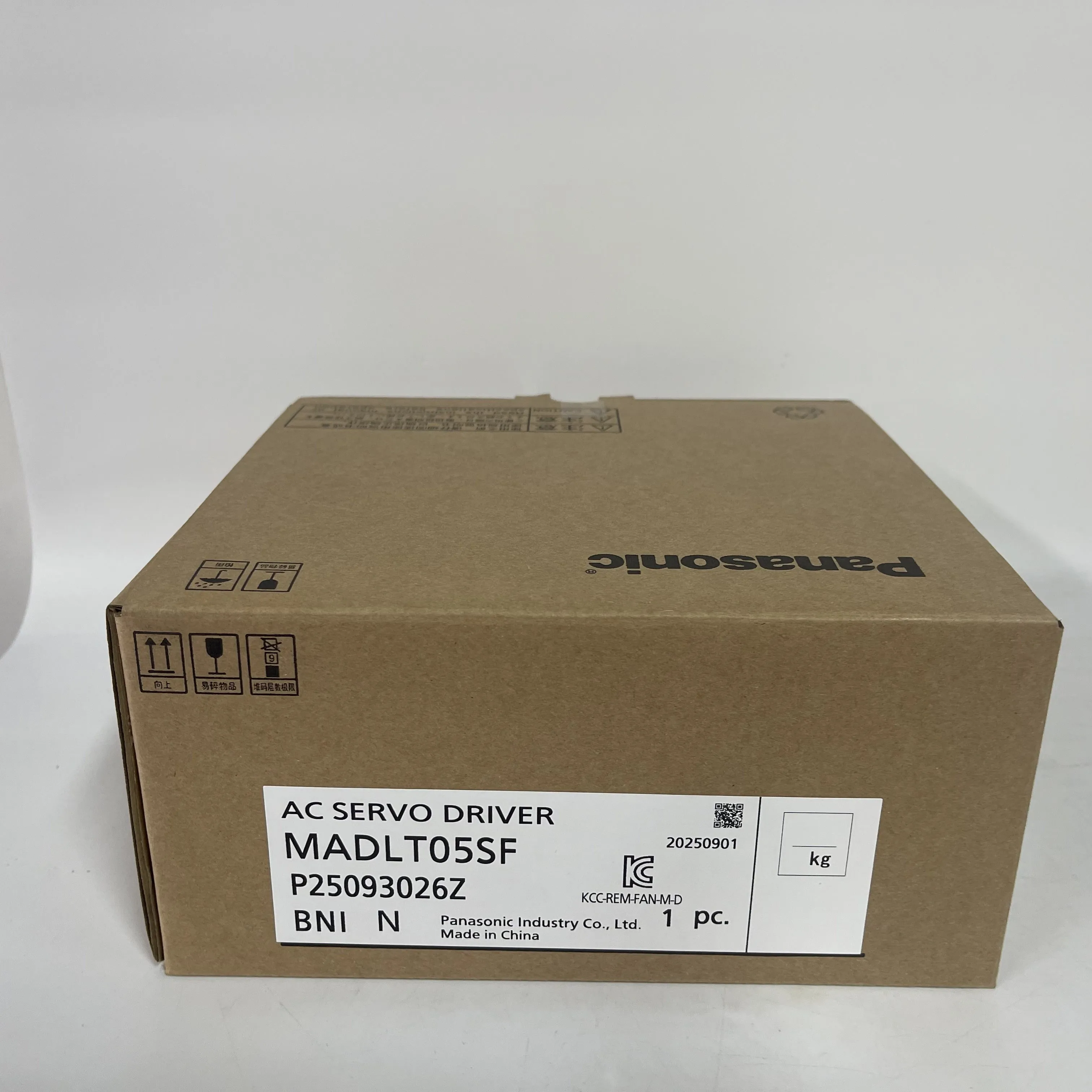 Panasonic AC Servo Driver MADLT05SF Panasonic AC Servo Driver MADLT05SF