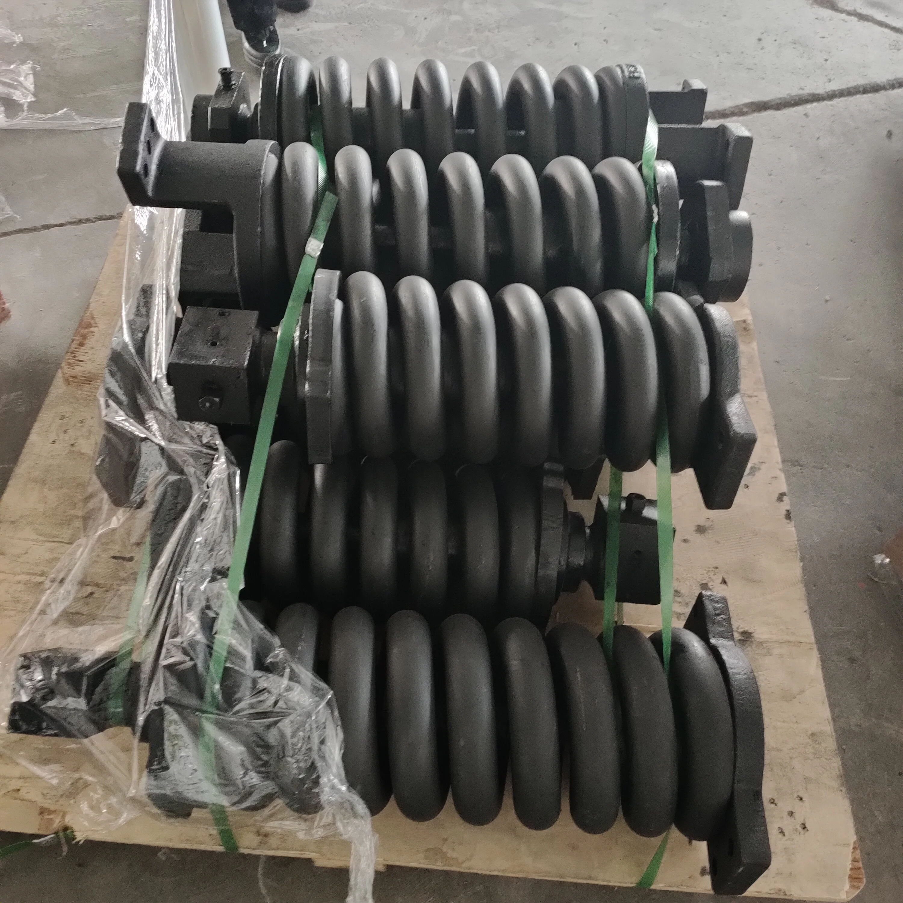 Heavy Equipment Undercarriage Parts - Durable & Reliable