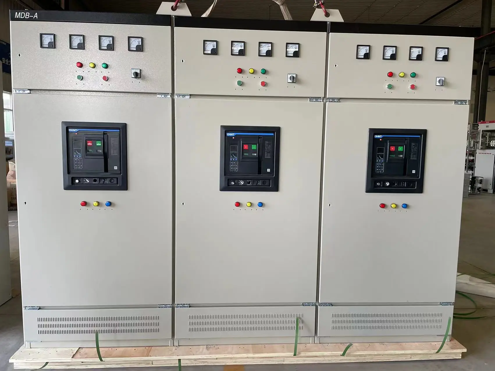 Factory Price ATS Automatic Transfer Switch 3P4P 63A 100A 160A Generator ATS Switches with Cabinet Panel Board Mounted
