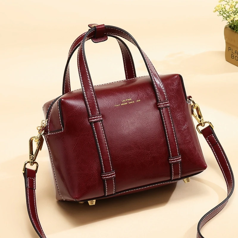 Bolso Satchel Grande Con Mascada Color Ocre | Coppel.com