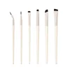 Set de brochas de maquillaje blancas