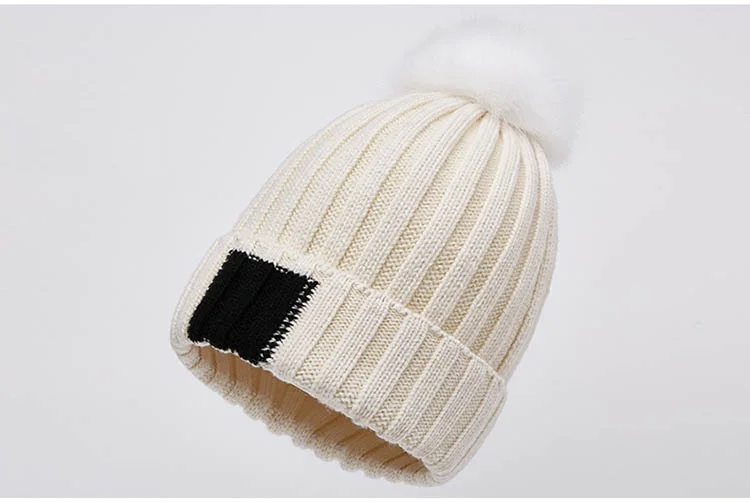 帽子 保暖帽项目 内容 可选 产品名称 毛皮om-pom豆豆帽 形状 柔软的